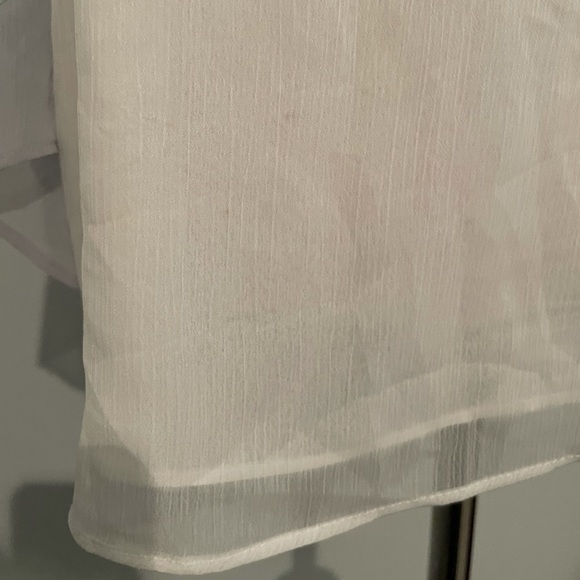 Lauren Conrad Cold Shoulder Flowy Top - Picture 5 of 5